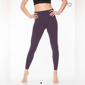 Athleta Salutation Stash Pocket II 7/8 Tight Plum Large